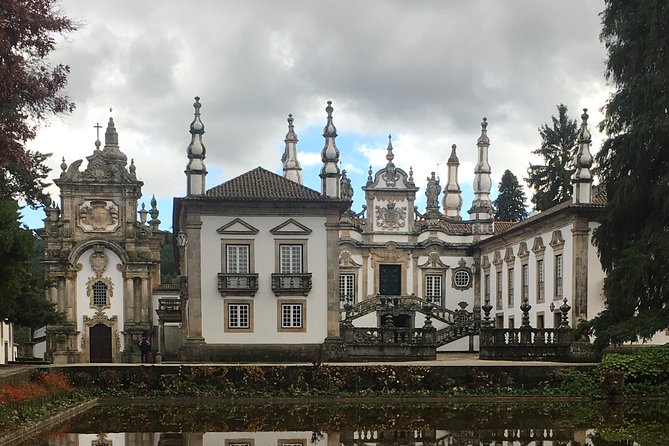 Douro Valley Small Group Tour, Mateus Palace, Lunch and Wine Tastings ...