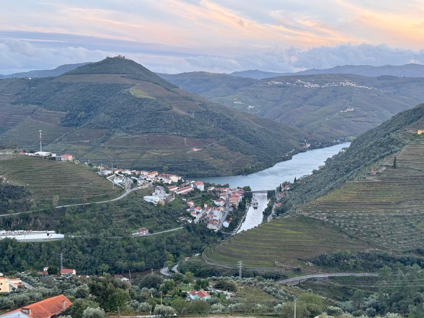 Douro Valley Tour With 2 Wine Tastings Included