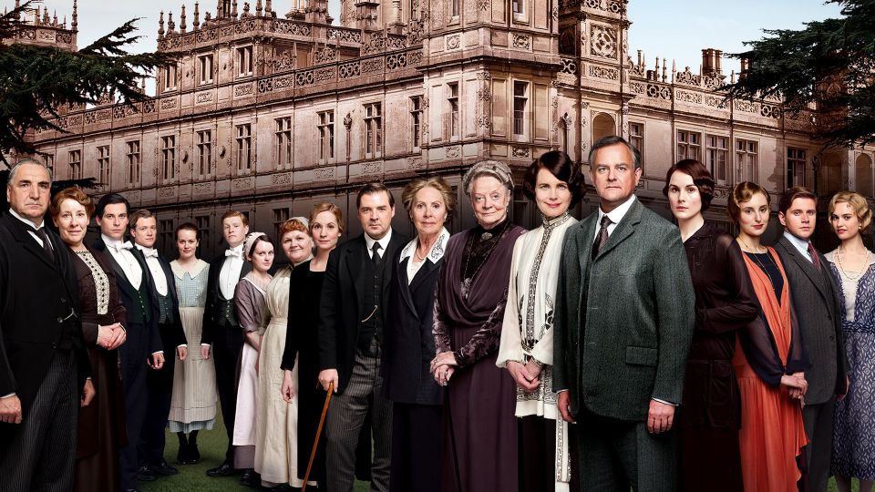 Downton Abbey and Village Small Group Tour From London - Tour Overview