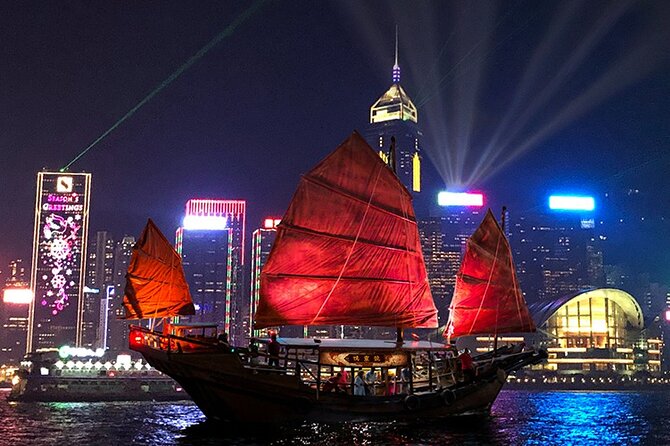 Dukling Boat Tour in Victoria Harbour
