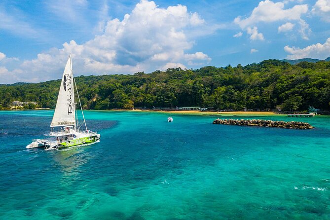 Dunns River Catamaran Cruise From Ocho Rios