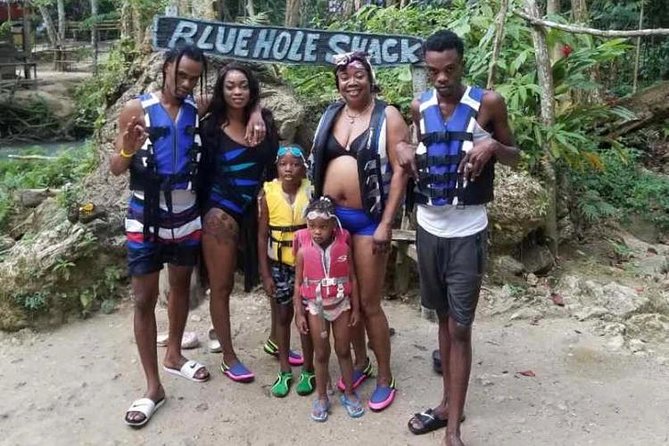 Dunns River, Margaritaville Beach, Riving Tubing and Blue Hole Private Tour