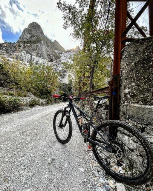 E-Bike Tour to the Carrara Marble Quarries With Lard Tasting