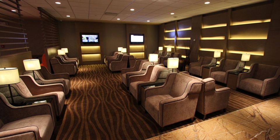 Edmonton International Airport (YEG): Premium Lounge Entry - Offer Overview