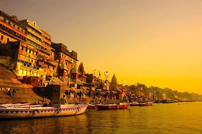 Essence of India With Varanasi With Domestic Flight - Itinerary Overview