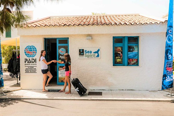 Exciting PADI Discover Scuba Diving Experience Isola Bella Marine Park Taormina