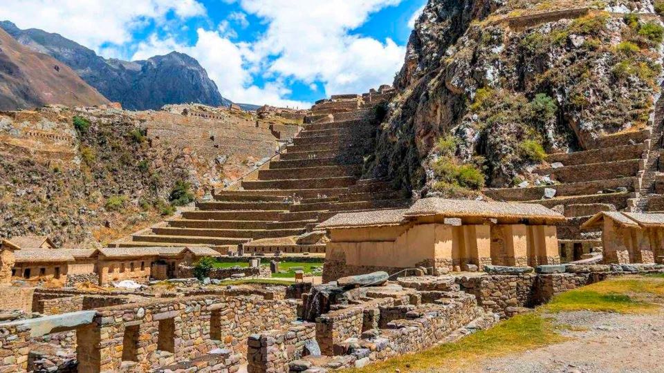 Excursion to Sacred Valley Full With Buffet Lunch