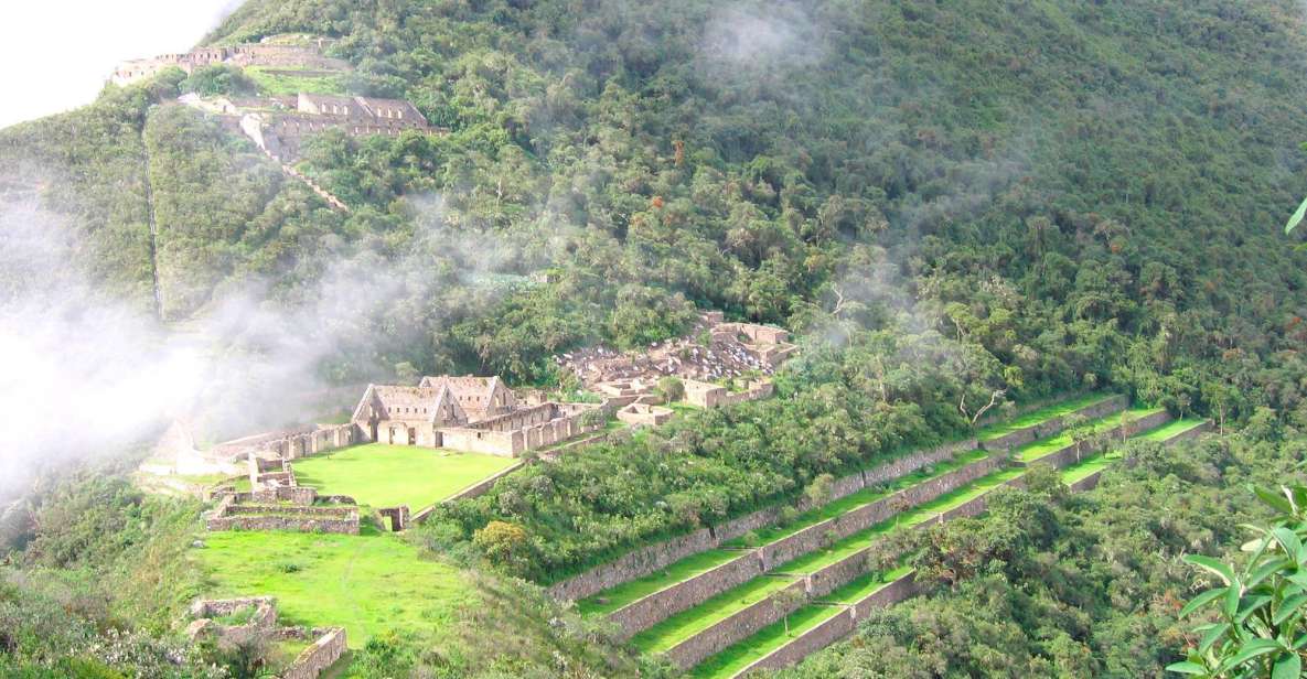 Expedition to Choquequirao : Trek to the Forgotten Inca City