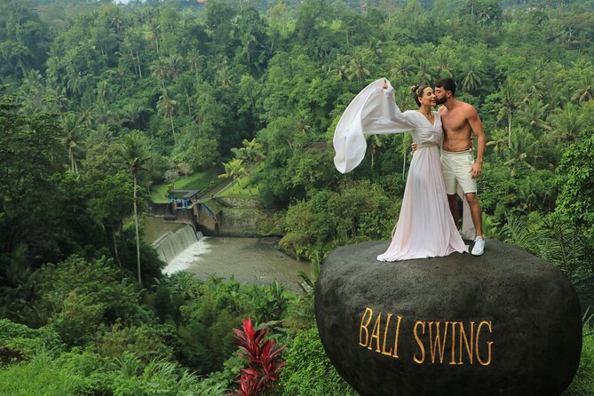 Experience Full Day to Bali Swing Temple and Monkey Forest