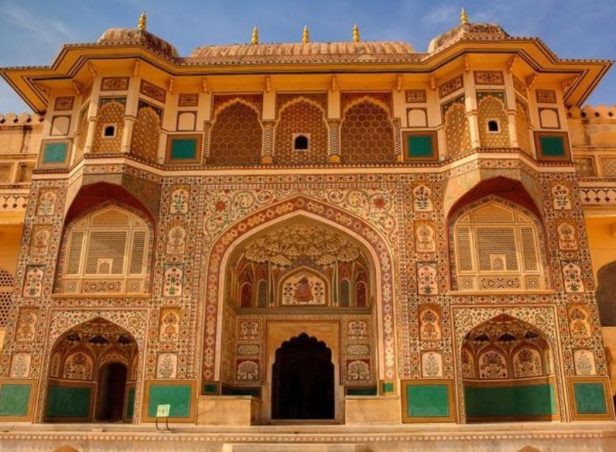 Explore Agra From Jaipur And Drop At New Delhi