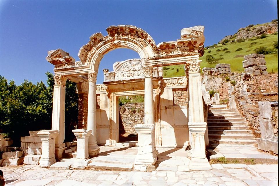 Explore Ephesus: Virgin Marry & Artemis With Lunch & Ticket