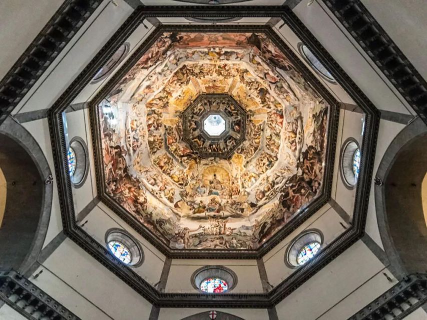 Explore Florences Duomo - Majestic Architecture and Artwork