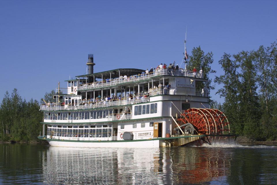 Fairbanks: Riverboat Cruise and Local Village Tour