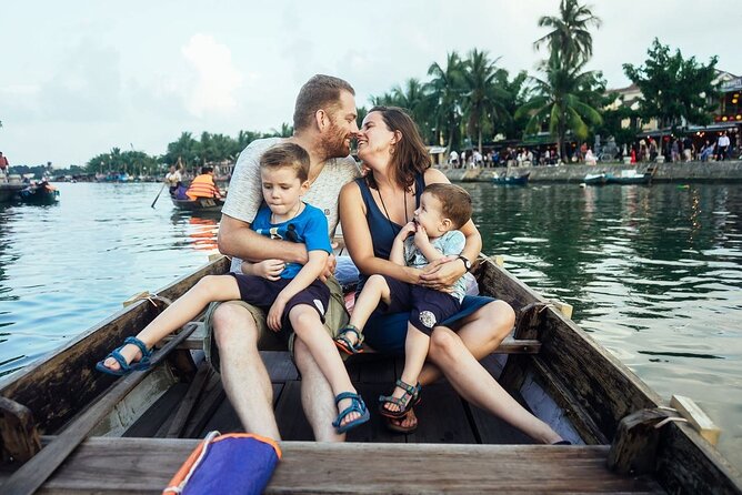 Family Photography Tour in Hoi an With Professional Photographer