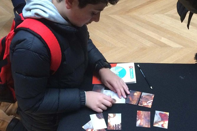 Family Treasure Hunt at the Louvre Museum