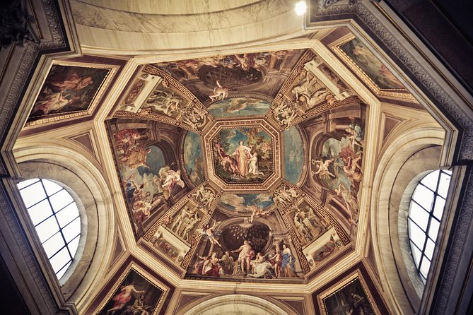 Fast-Track Tour to Vatican Museums, Sistine Chapel & St. Peters - Whats Included