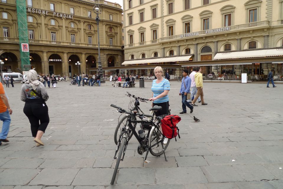 Florence: Private Tour by Bike With Gelato Tasting