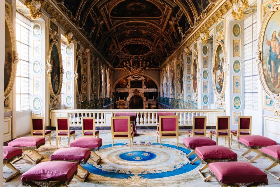 Fontainebleau: Fontainebleau Palace Private Guided Tour - Tour Overview and Pricing