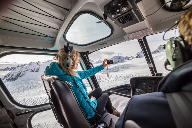 Franz Josef Neve Discoverer Helicopter Flight