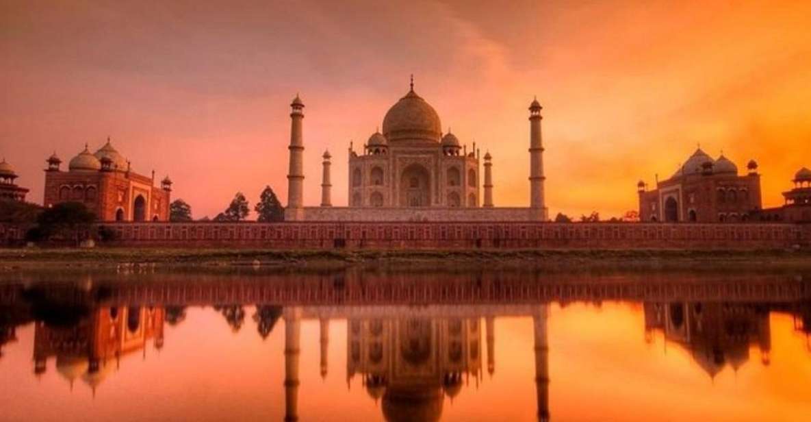 From Agra: Taj Mahal Sunrise Tour