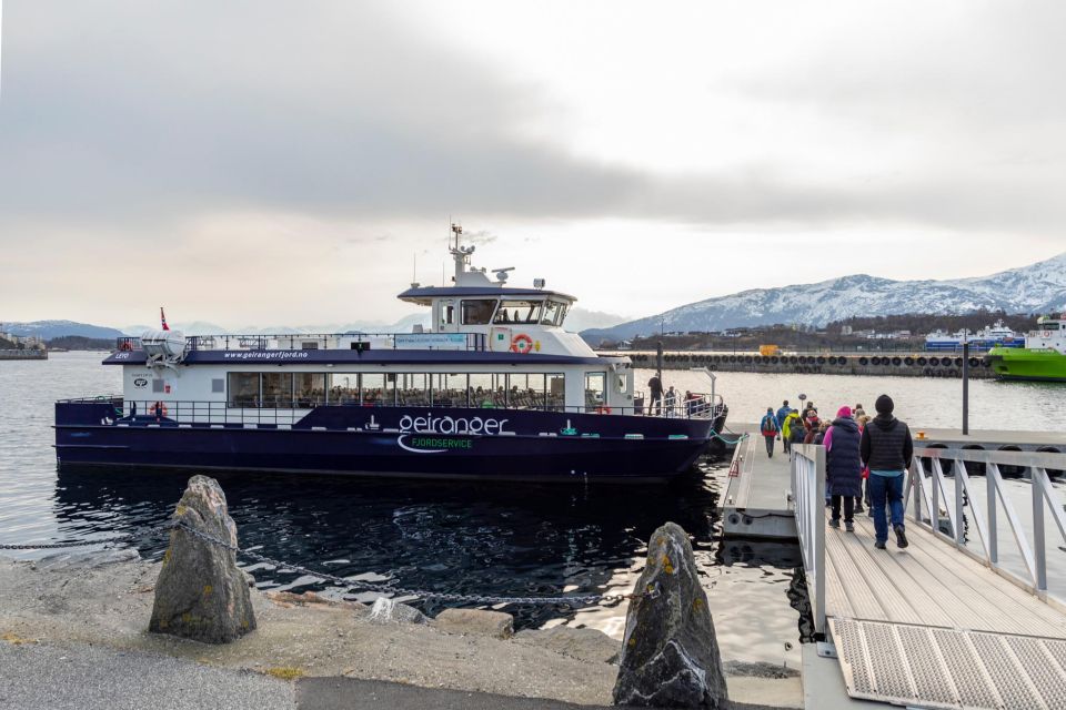 From Ålesund: Winter Fjord Cruise to Geirangerfjord