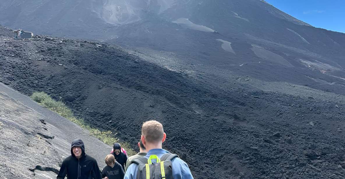 From Antigua: Pacaya Volcano Tour in English/Spanish