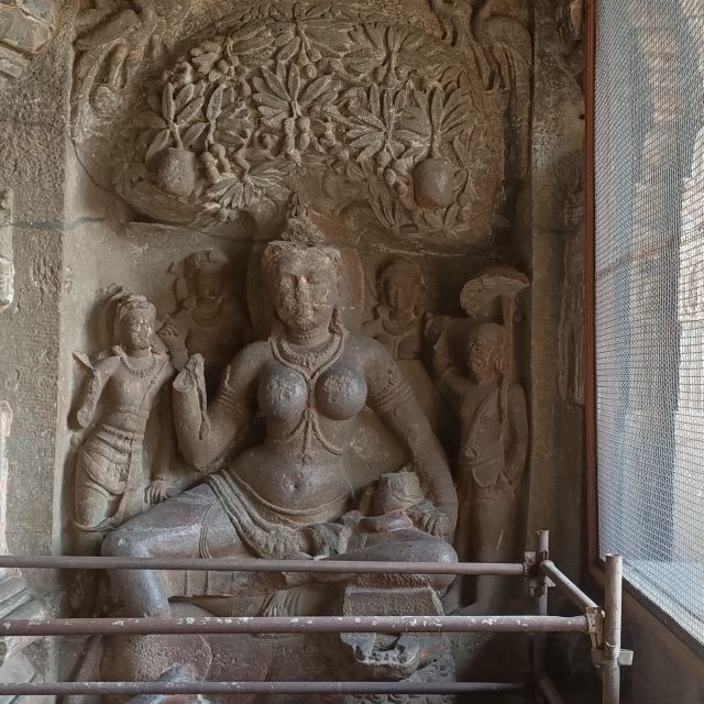 From Aurangabad: Ajanta and Ellora Caves Private 2-Day Tour