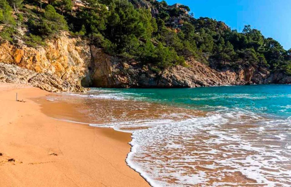 From Barcelona: Costa Brava Guided Tour