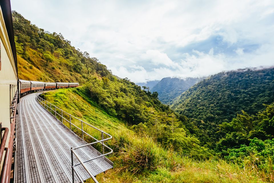 From Cairns: Kuranda Day Trip With Kuranda Train and Skyrail