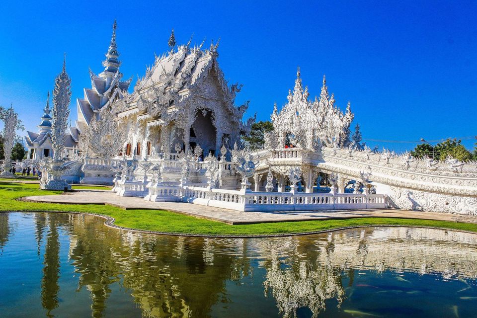 From Chiang Mai: White Temple Black House and Blue Temple