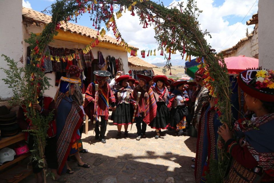 From Cusco | Andean Marriage in the Sacred Valley + Pachamanca - Overview of the Tour