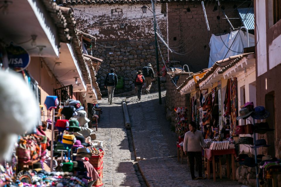 From Cusco: Chinchero Private Guided Tour