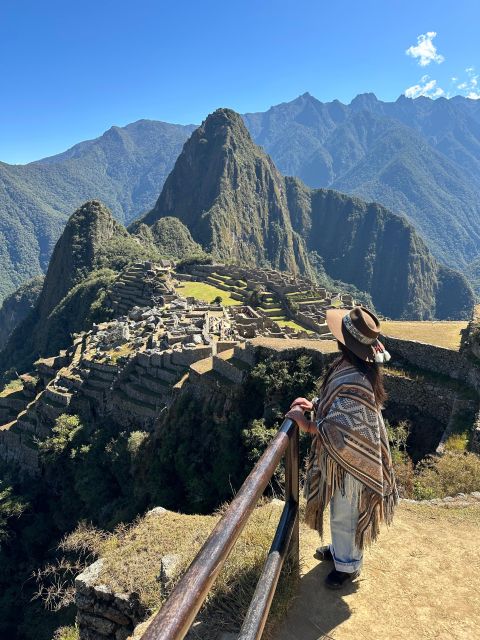 From Cusco: One Day Tour to Machu Picchu by Panoramic Train