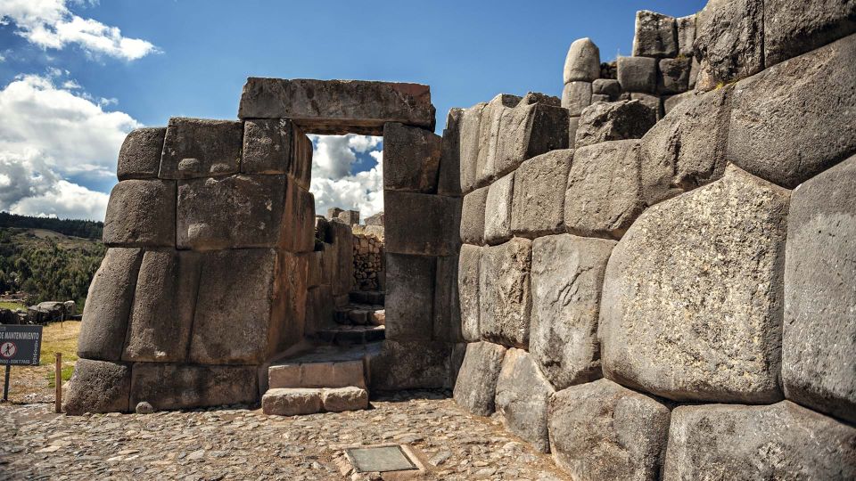 From Cusco | Private City Tour + Qoricancha + Sacsayhuaman