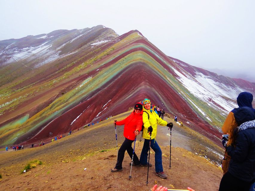 From Cusco Rainbow Mountain With Buffet Lunch and Breakfast