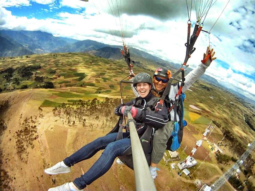 From Cusco: the Freedom of Sky Paragliding