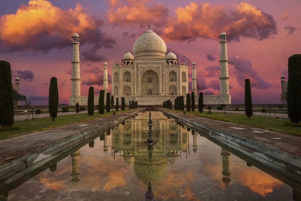 From Delhi: 2-Day Golden Triangle Agra & Jaipur Private Tour