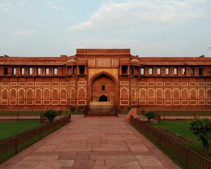 From Delhi: 6-Day Golden Triangle Delhi, Agra, & Jaipur Tour