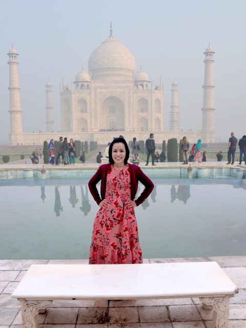 From Delhi: Day Trip to Taj Mahal, Agra Fort and Baby Taj