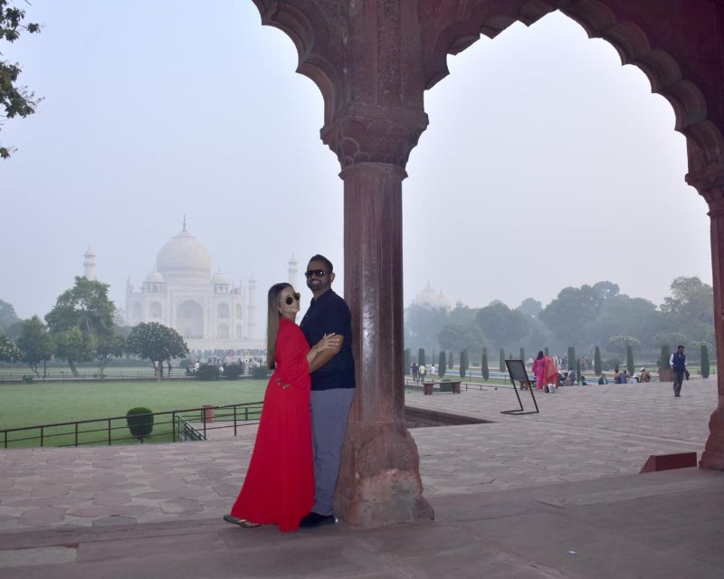 From Delhi: Private Taj Mahal & Agra Day Trip With Transfers