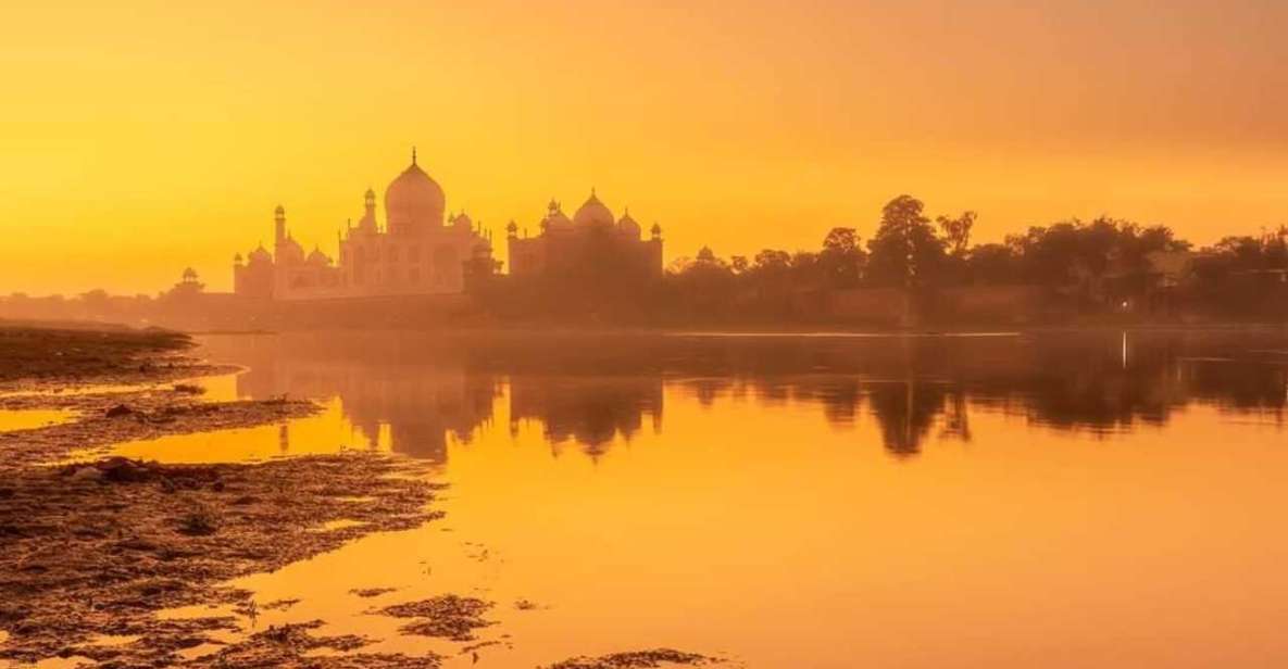 From Delhi: Private Taj Mahal & Agra Fort Sunrise Tour