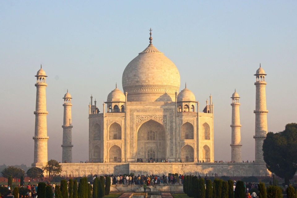 From Delhi : Taj Mahal Agra Tour by Luxury Car With 5* Lunch - Tour Overview and Pricing