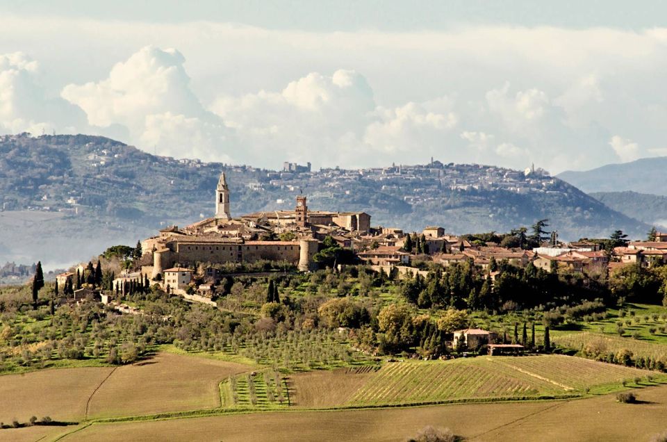 From Florence: Val Dorcia Wine Tour With Private Driver