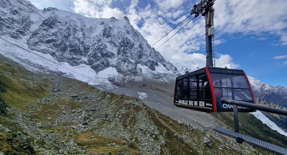 From Geneva: Chamonix, Mont Blanc & Ice Cave Guided Day Tour