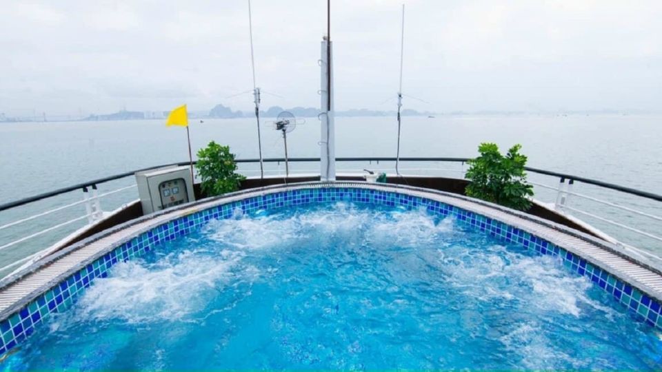 From Hanoi: 1-Day Ha Long Bay Luxury Cruise With Jacuzzi