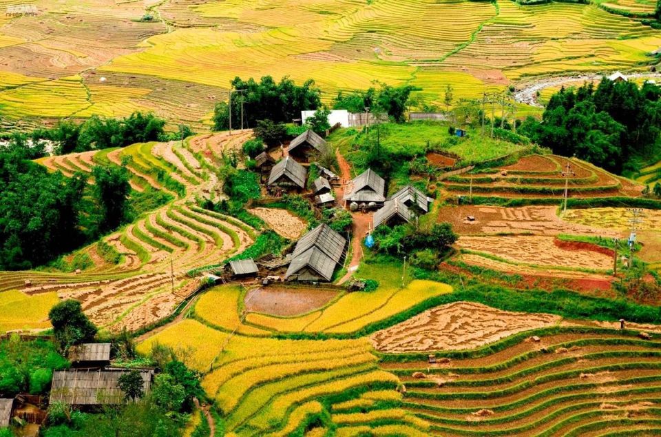 From Hanoi: 2-Day Sapa Trekking Trip With Homestay & Meals