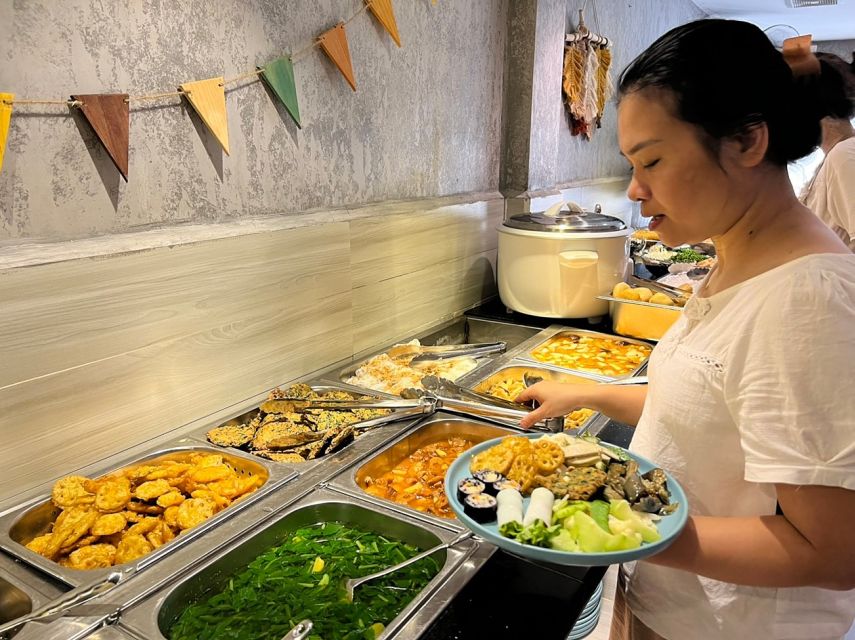 From Hanoi: Old Quarter Vegetarian Food Tour