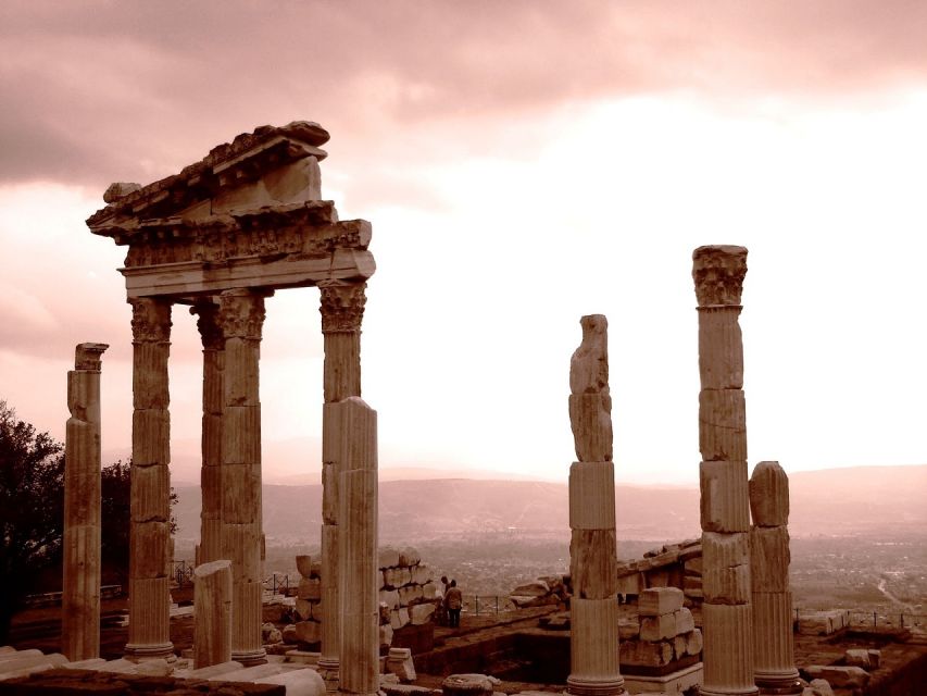 From Istanbul: 2-Day Ephesus & Pamukkale Tour by Bus