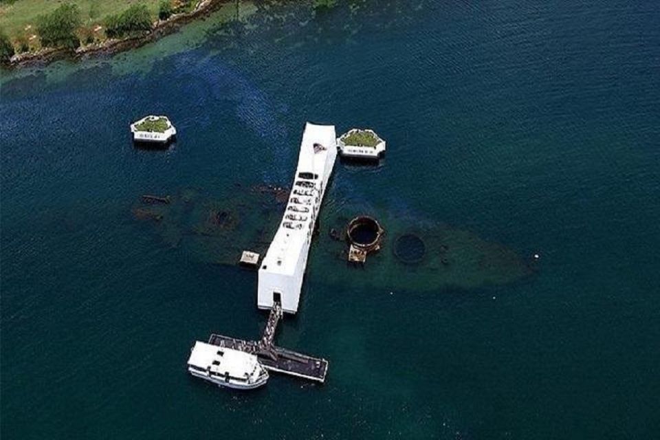 From Kauai: USS Arizona Memorial and Honolulu City Tour