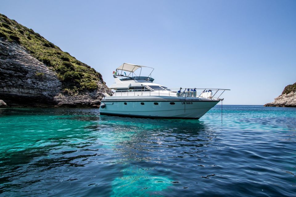 From La Maddalena or Palau: Maddalena Archipelago Yacht Trip - Overview of the Yacht Trip